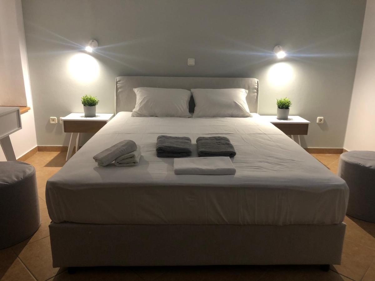 Amaryllis Suites Santorini Тира Экстерьер фото