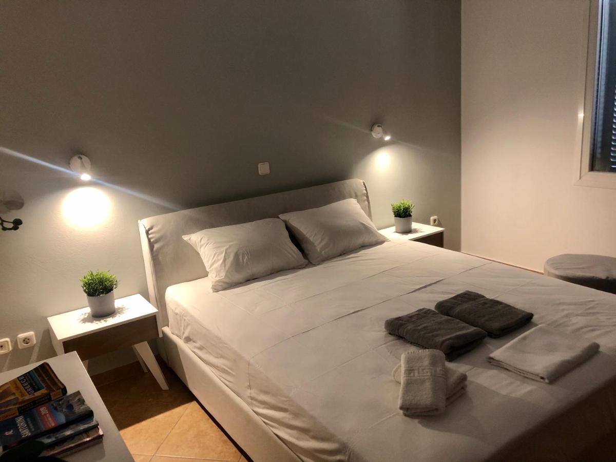 Amaryllis Suites Santorini Тира Экстерьер фото