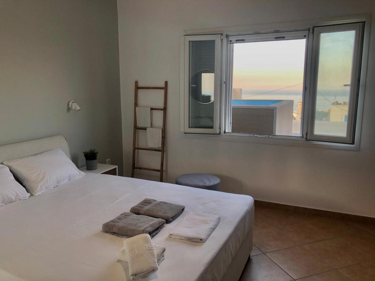 Amaryllis Suites Santorini Тира Экстерьер фото