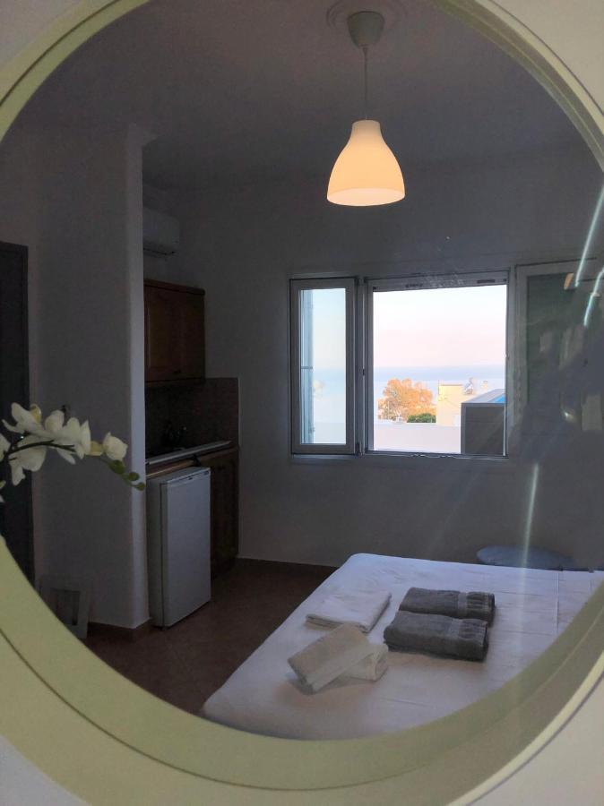 Amaryllis Suites Santorini Тира Экстерьер фото