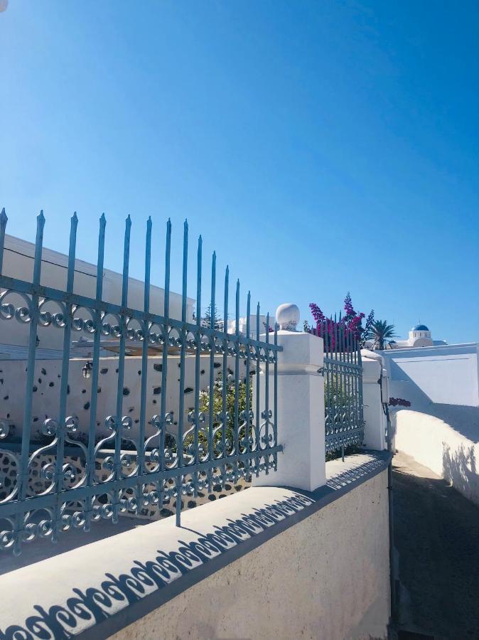 Amaryllis Suites Santorini Тира Экстерьер фото