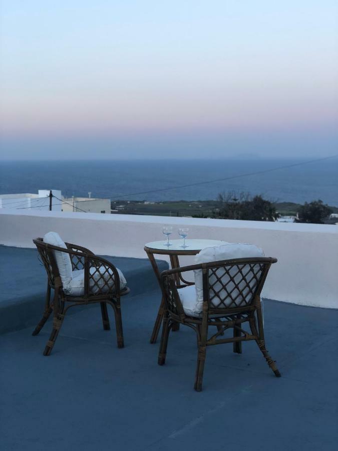 Amaryllis Suites Santorini Тира Экстерьер фото